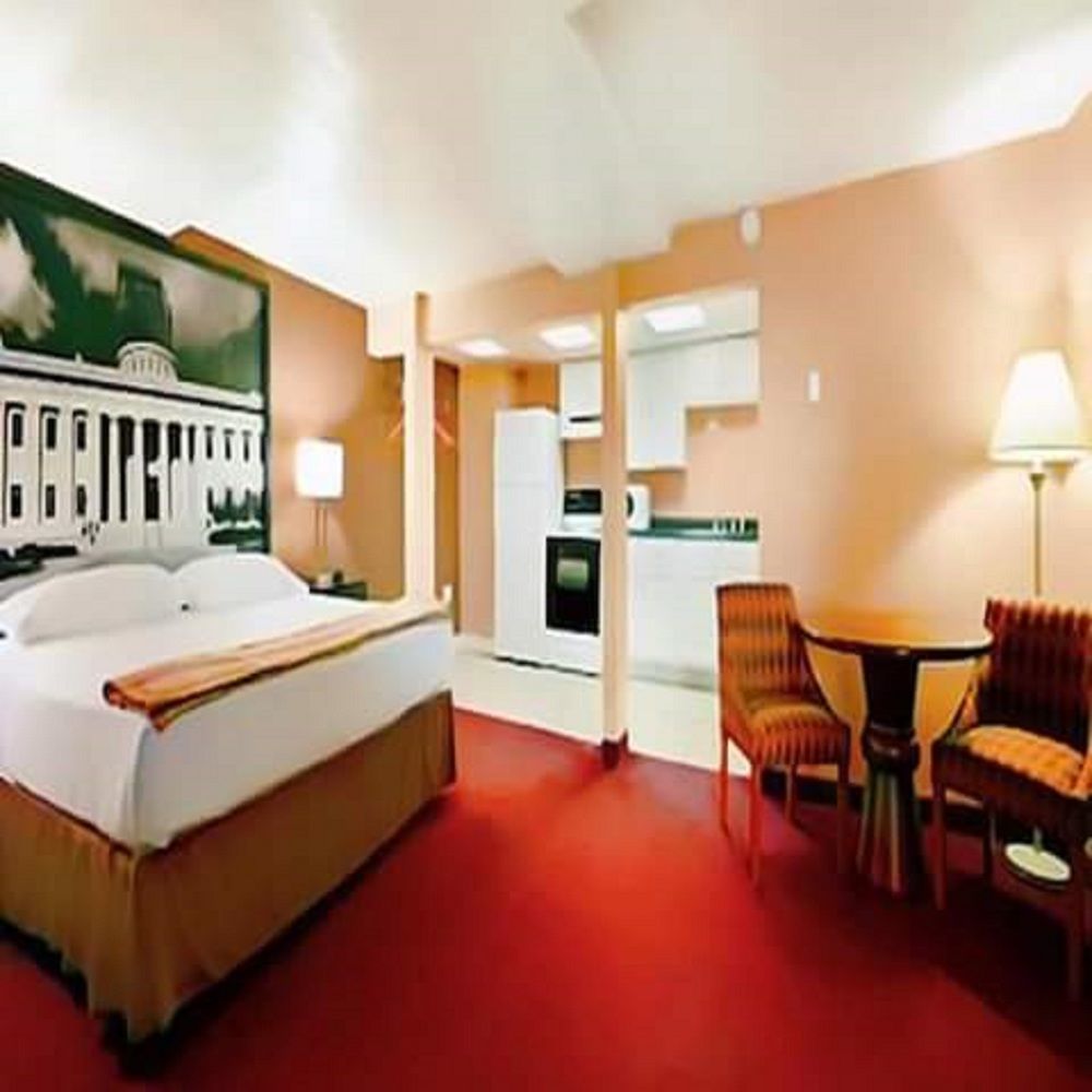 Super 8 By Wyndham Millbury/toledo